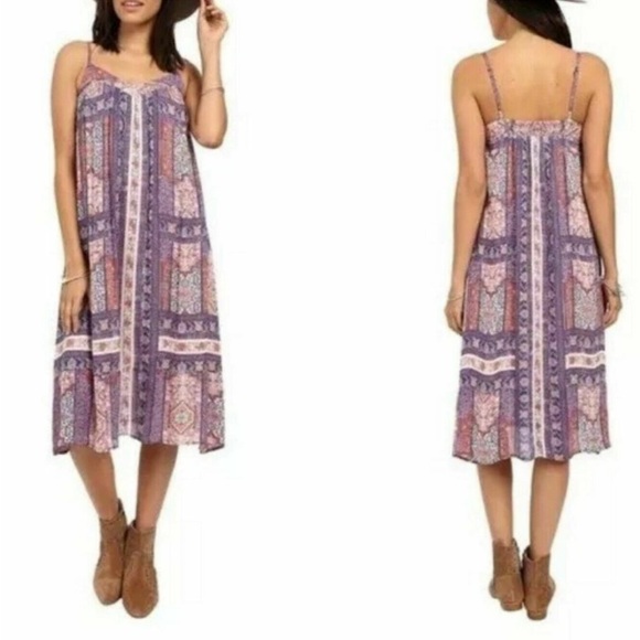 Lucky Brand Dresses & Skirts - Lucky Brand Boho Shift Midi Dress Tapestry Print Size Small